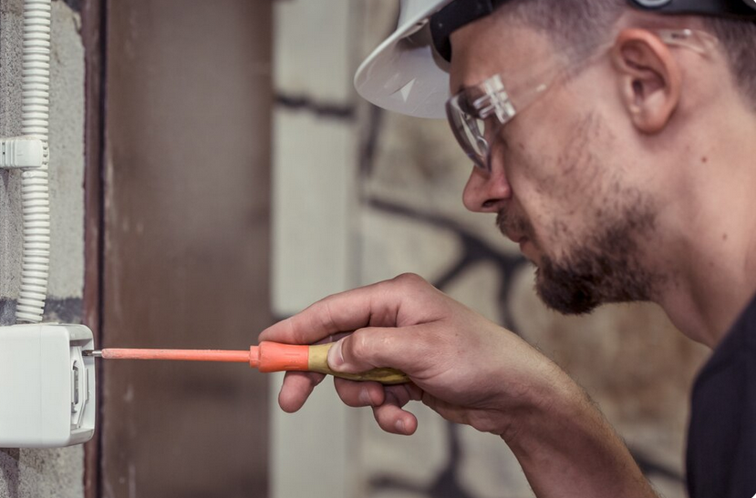 screwdriver 